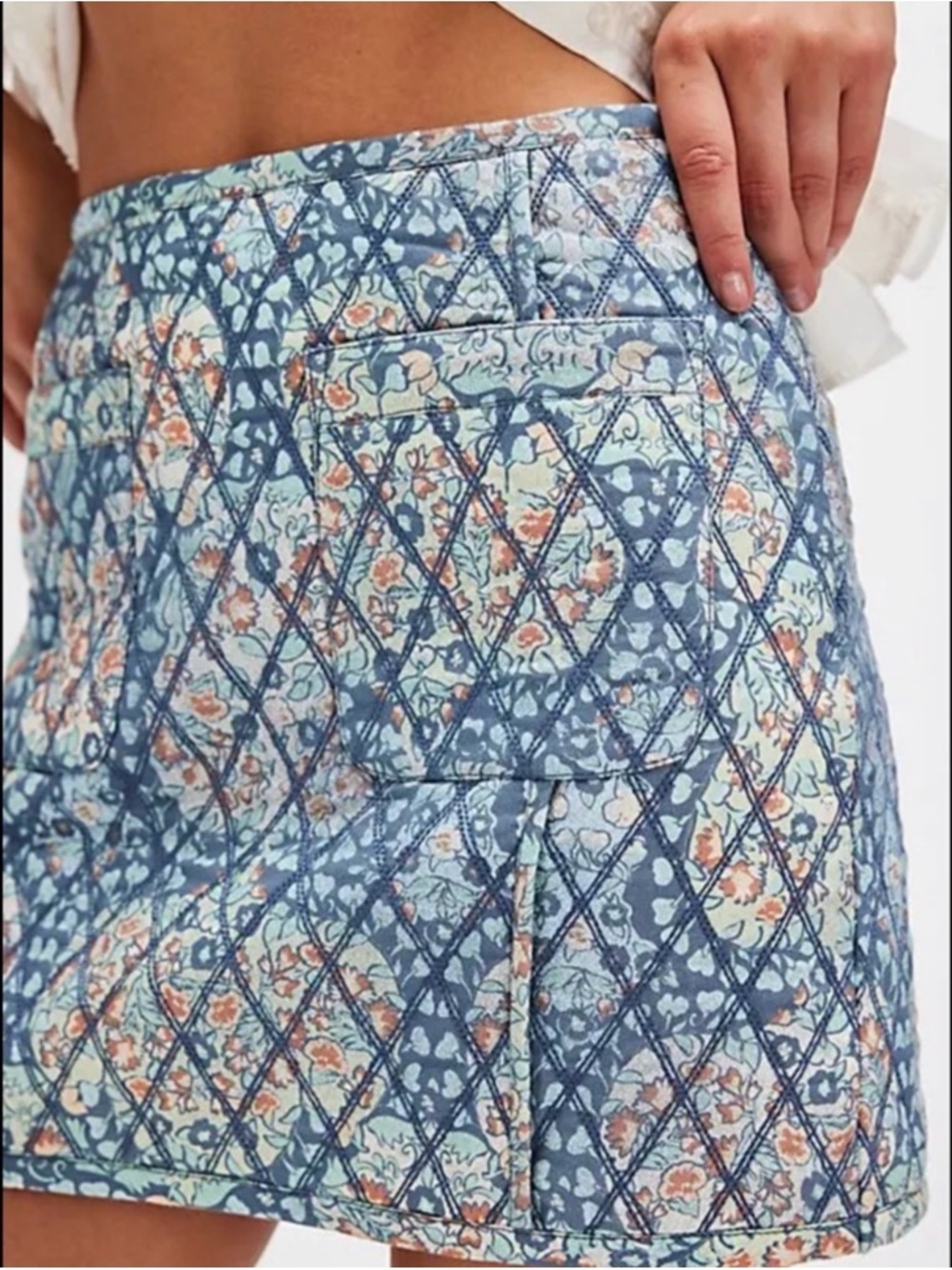 Free People Darla Quilted Mini Skirt Blue Floral Tapestry Size 12 NWT
